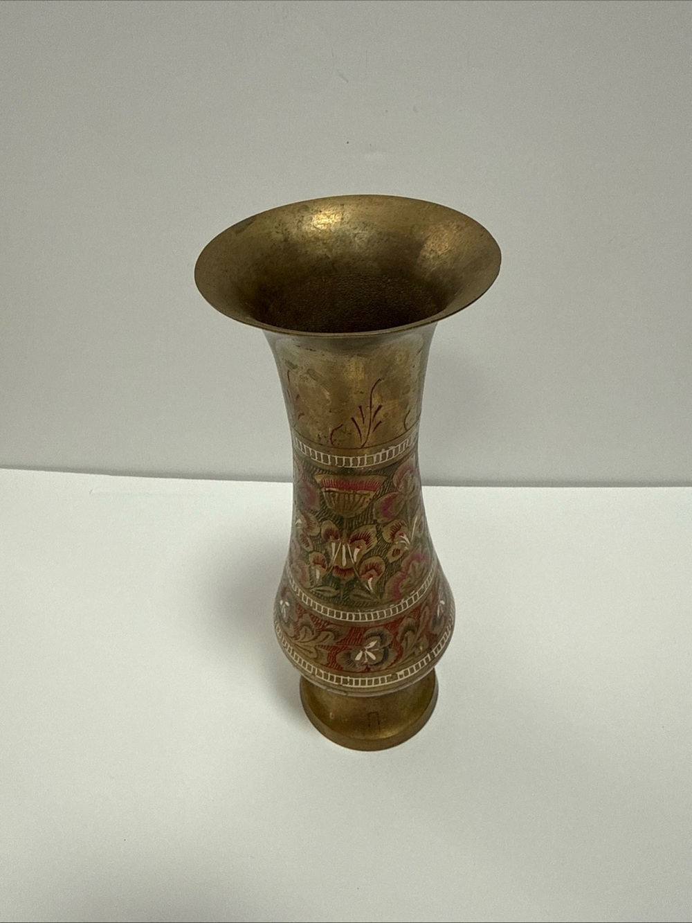 Solid Brass Decorative Vase with Red Accents hand etched from Saudi Arabia - Picture 3 of 11